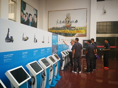 專業(yè)的洞察 思想的凈化 素質(zhì)的提升--能動學院赴浙江紅五環(huán)集團暑期社會實踐紀實